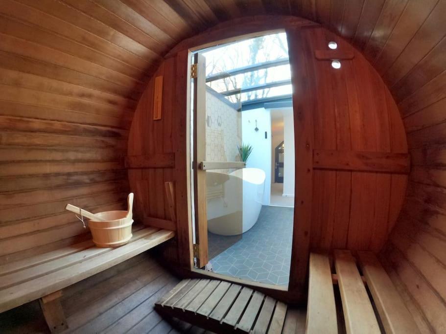 Romance - Stargazing - Hot Tub & Sauna! Villa Camborne Eksteriør billede